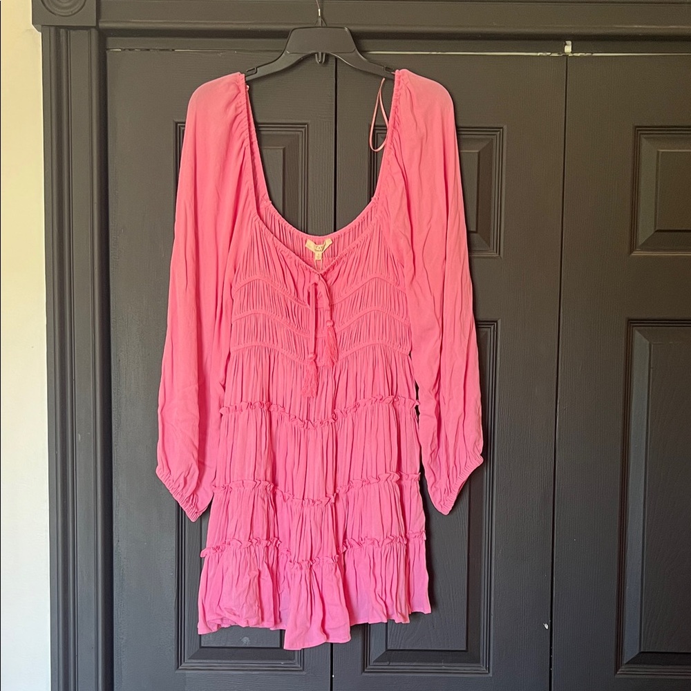 Pink Dress NWT.  Can be worn on or off the shoulders.
